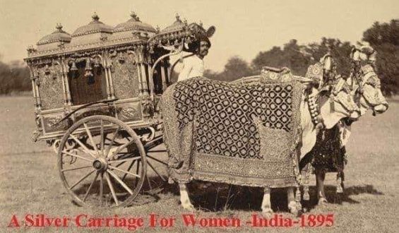 हमारी बैलगाड़ी तक भी चाँदी जड़ी होती थी।