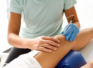 Minimally Invasive Computer Navigation Assisted Knee Replacement