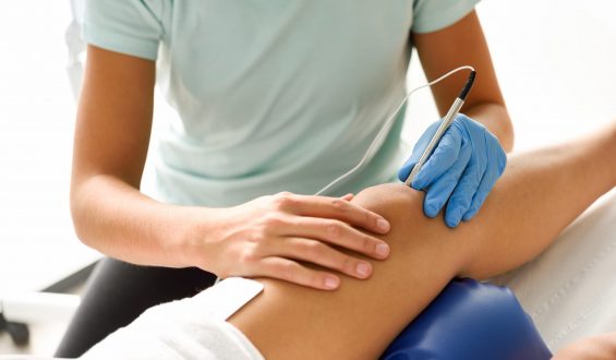 Minimally Invasive Computer Navigation Assisted Knee Replacement