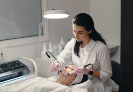 Does laser treatment work for post-pregnancy scars