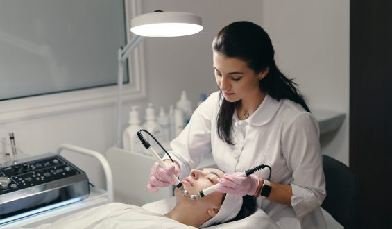Does laser treatment work for post-pregnancy scars