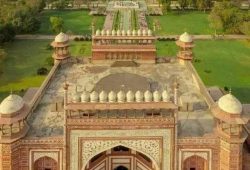 क्या न्याय पाने के लिए पीएचडी करना आवश्यक है ?