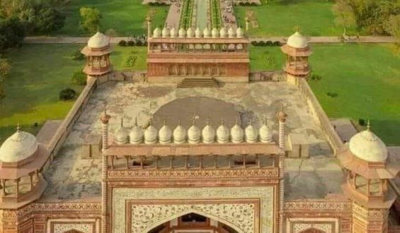 क्या न्याय पाने के लिए पीएचडी करना आवश्यक है ?
